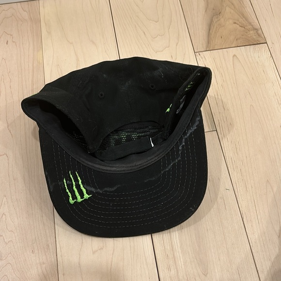 Monster Energy Velcro Adjustable Hat - Picture 2 of 2